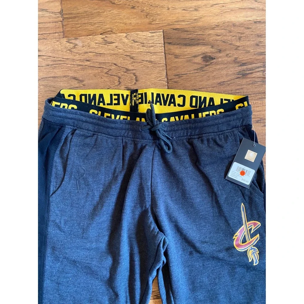 NBA UNK Cleveland Cavaliers Mens Joggers Grey Fleece Sweatpants Large New